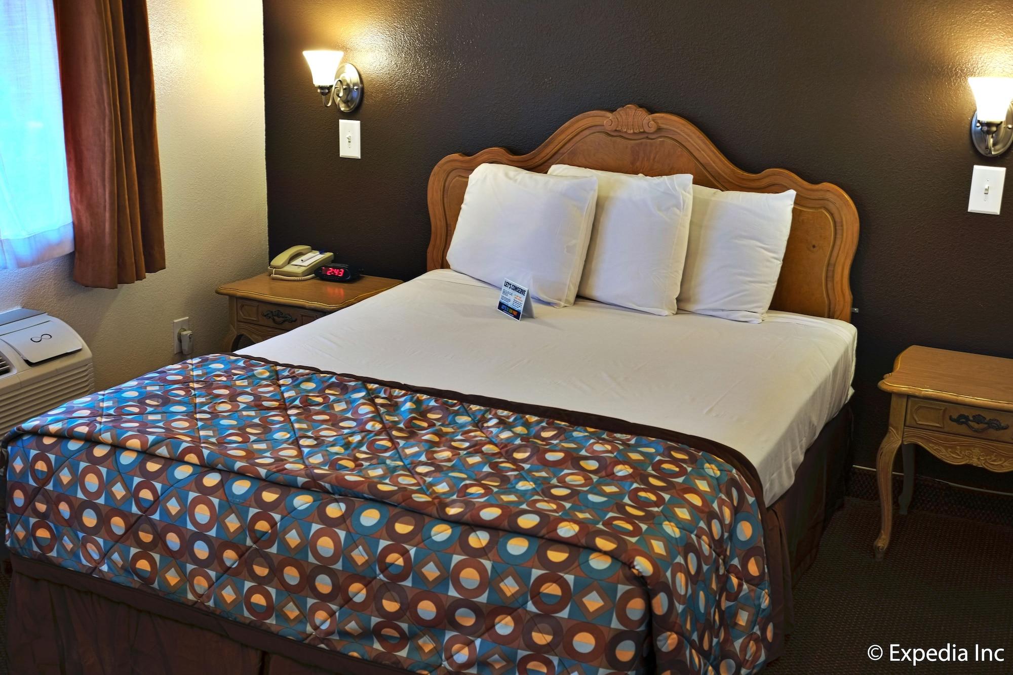 Anaheim Discovery Inn And Suites Zewnętrze zdjęcie