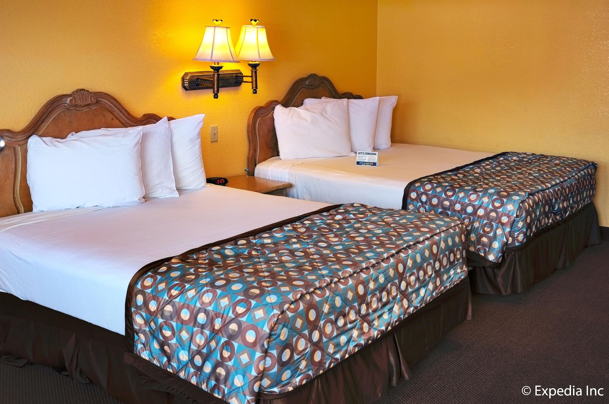 Anaheim Discovery Inn And Suites Zewnętrze zdjęcie