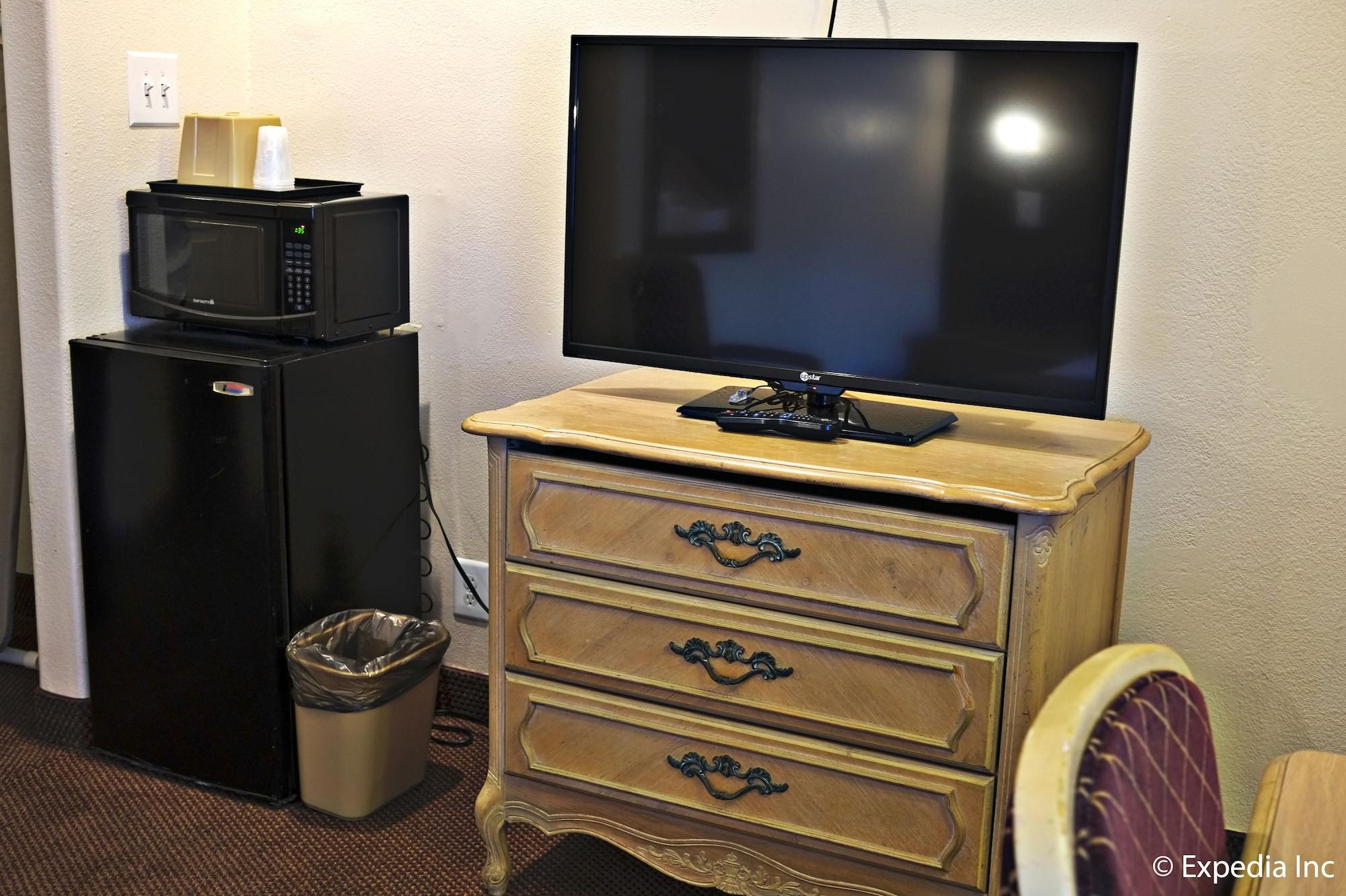 Anaheim Discovery Inn And Suites Zewnętrze zdjęcie