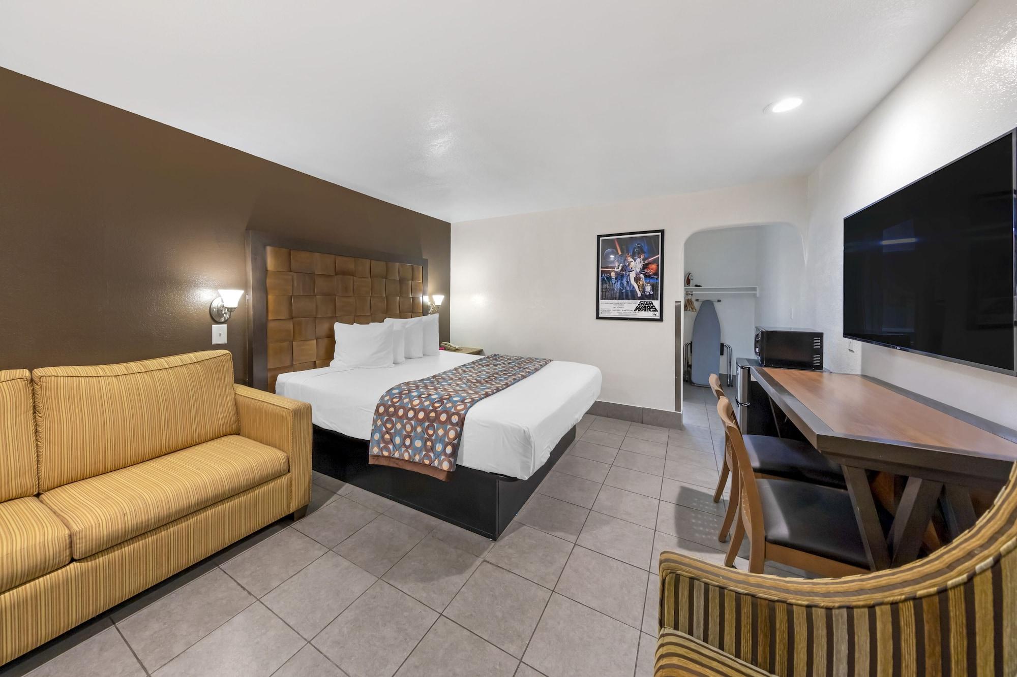 Anaheim Discovery Inn And Suites Zewnętrze zdjęcie
